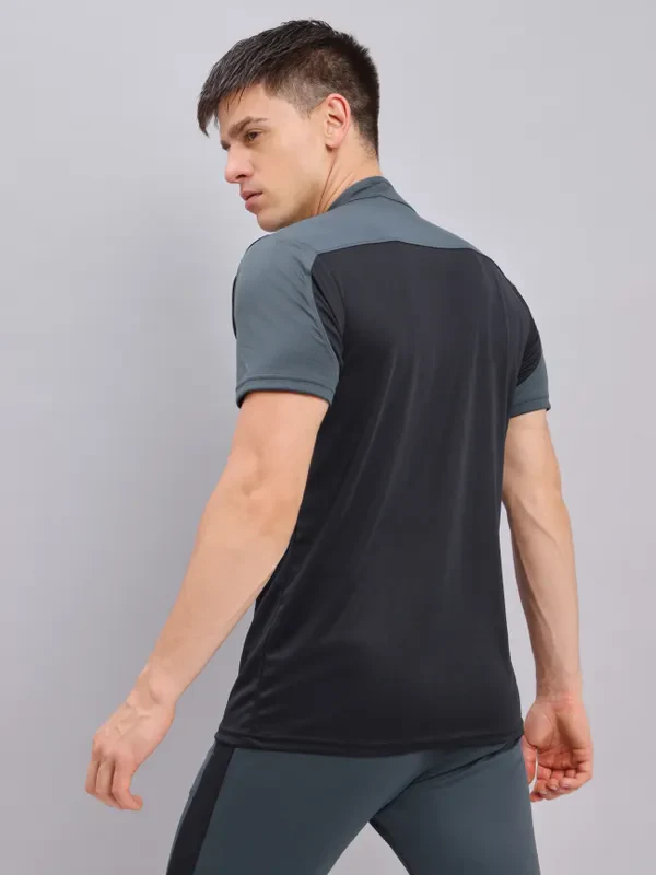 Men Colorblock Slim Fit Mock Neck T-shirt with TECHNO COOL+ - Image 4