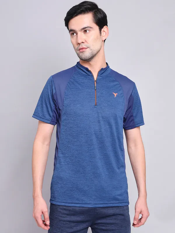 Men Melange Slim Fit Mock Neck T-shirt with TECHNO COOL+