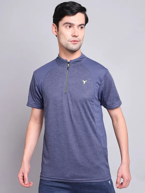 Men Melange Slim Fit Mock Neck T-shirt with TECHNO COOL+