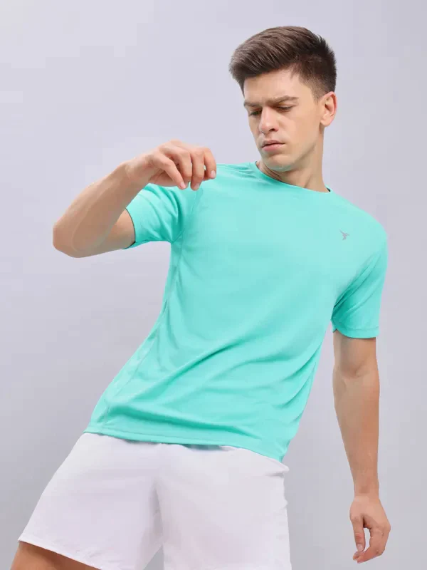 Men Solid Slim Fit Crew Neck T-shirt with TECHNO COOL+ - Image 7