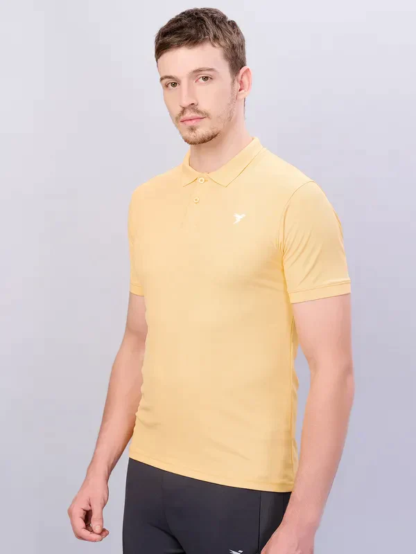 Men Solid Slim Fit Polo T-shirt with MATPIQ - Image 5