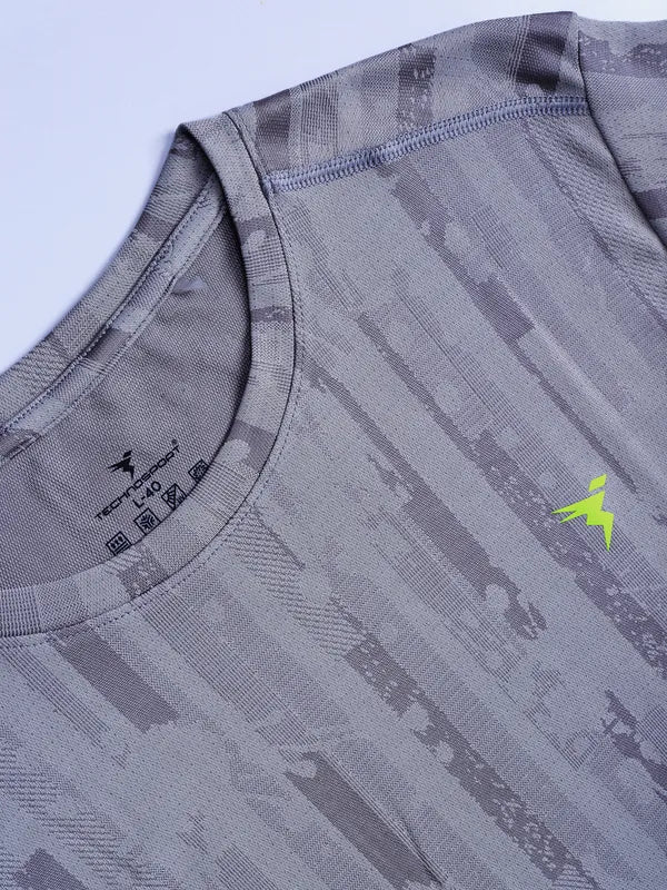 Men Jacquard Slim Fit Crew Neck T-shirt with DOUBLE COOL - Image 9