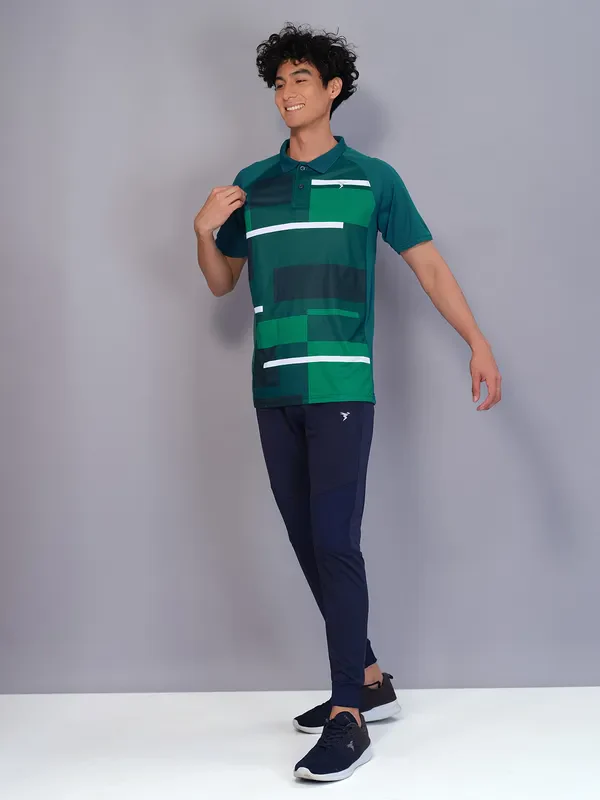 Men Printed Slim Fit Polo T-shirt with TECHNO COOL+ - Image 4