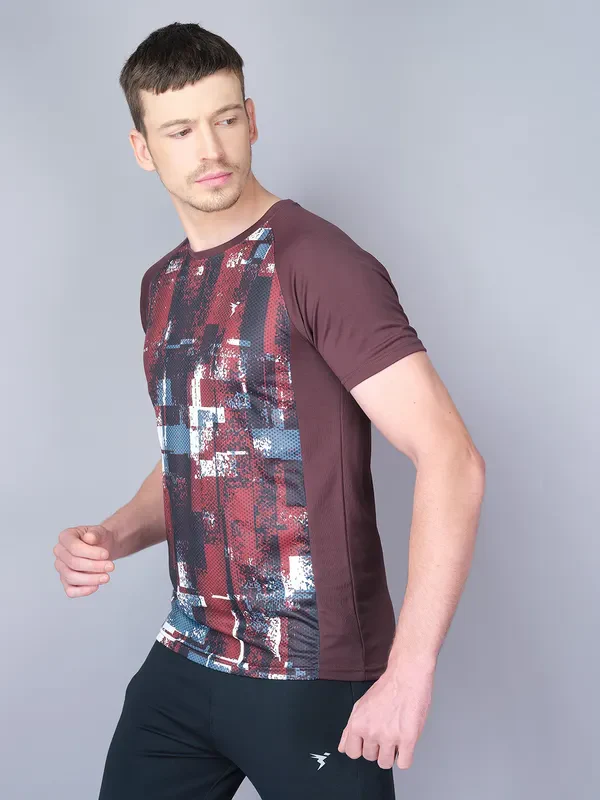Men Stripe Slim Fit Crew Neck T-shirt with TECHNO COOL - Image 6