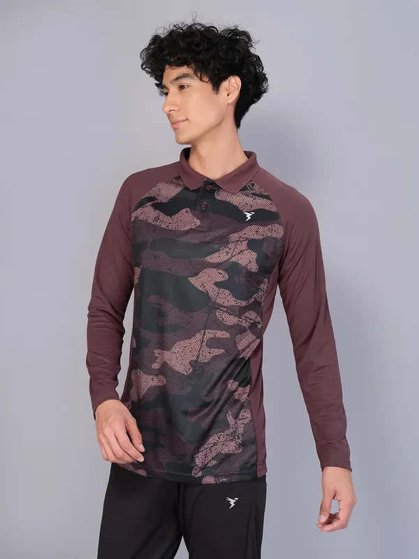 Men Colorblock Slim Fit Polo T-shirt with TECHNO GUARD - Image 5