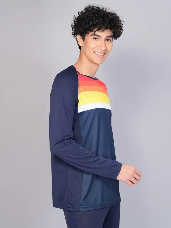 Men Geometric Slim Fit Crew Neck T-shirt with TECHNO COOL - Image 5