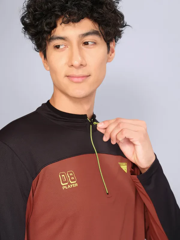Men Colorblock Slim Fit Mock Neck T-shirt with TECHNO COOL - Image 5