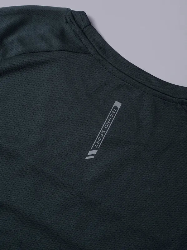 Men Colorblock Slim Fit Crew Neck T-shirt with TECHNO COOL+ - Image 7