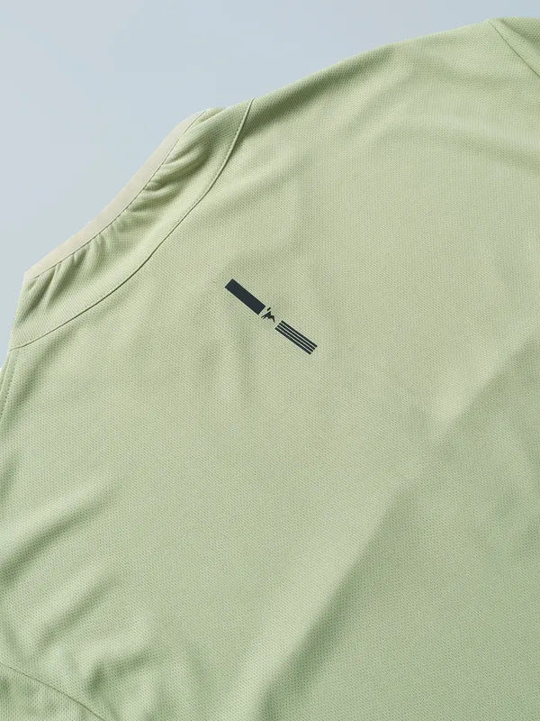 Men Colorblock Slim Fit Mock Neck T-shirt with TECHNO COOL - Image 7