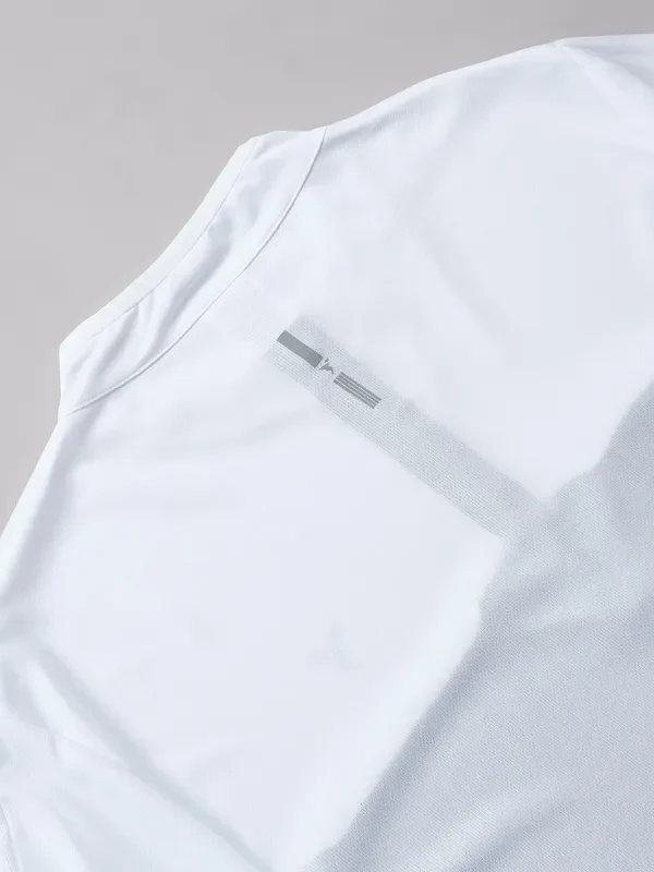 Men Colorblock Slim Fit Mock Neck T-shirt with TECHNO COOL - Image 6