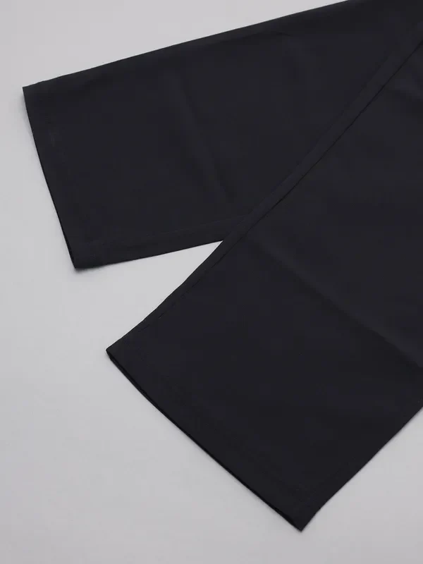 Men Solid Relax Fit Joggers with TECHNOLITE - Image 9