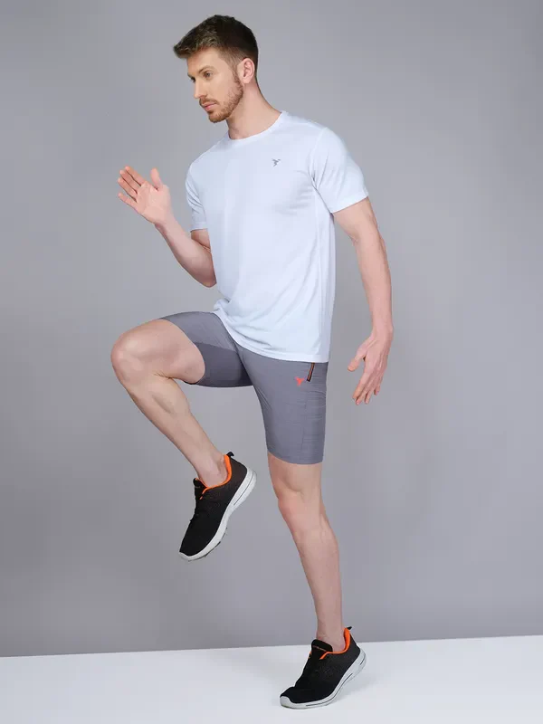 Men Melange Slim Fit Shorts with TECHNOLITE - Image 5