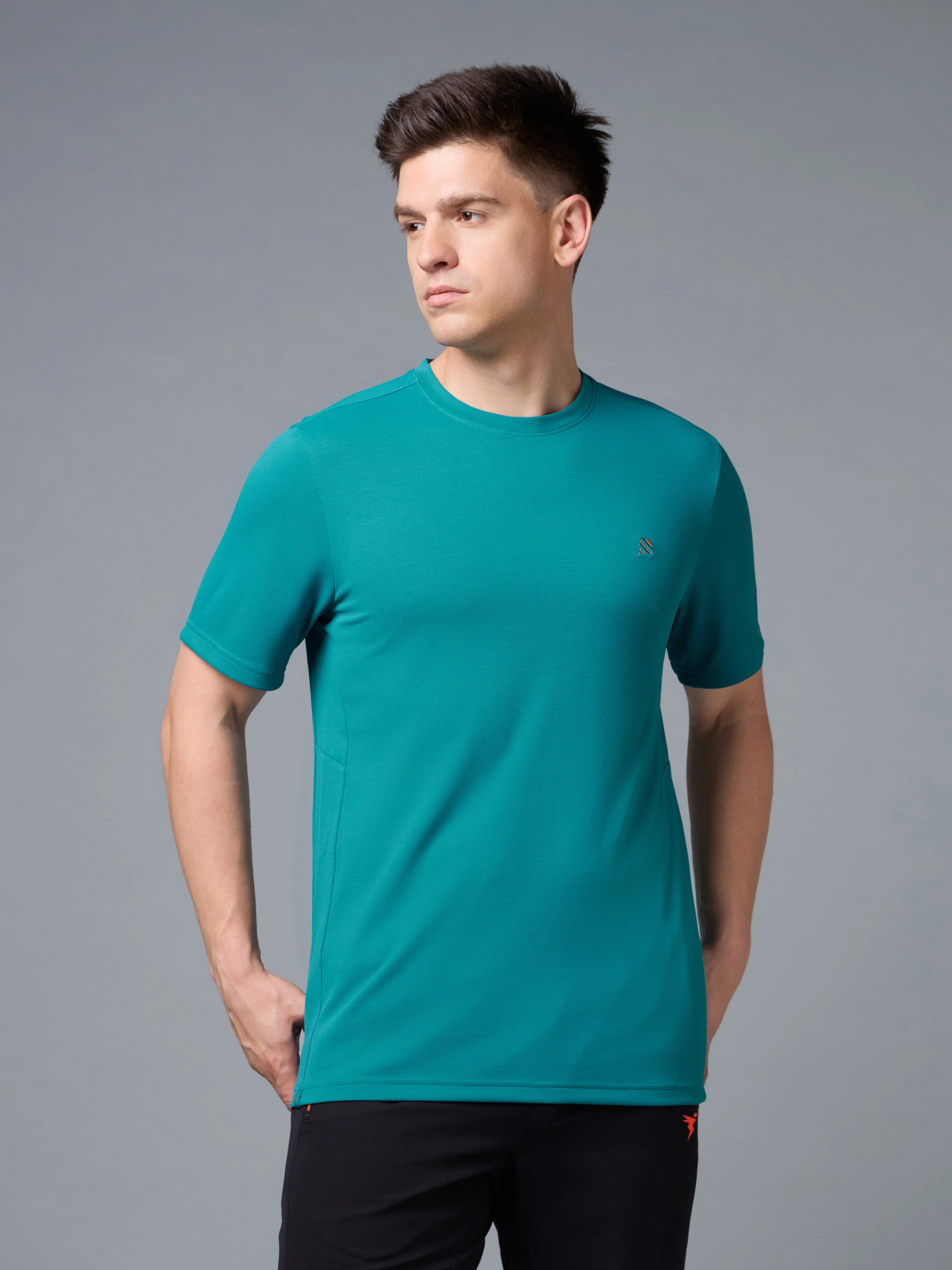 Men's Crew Neck Sports Tee for Men with TECHNOCOOL+ - Image 2