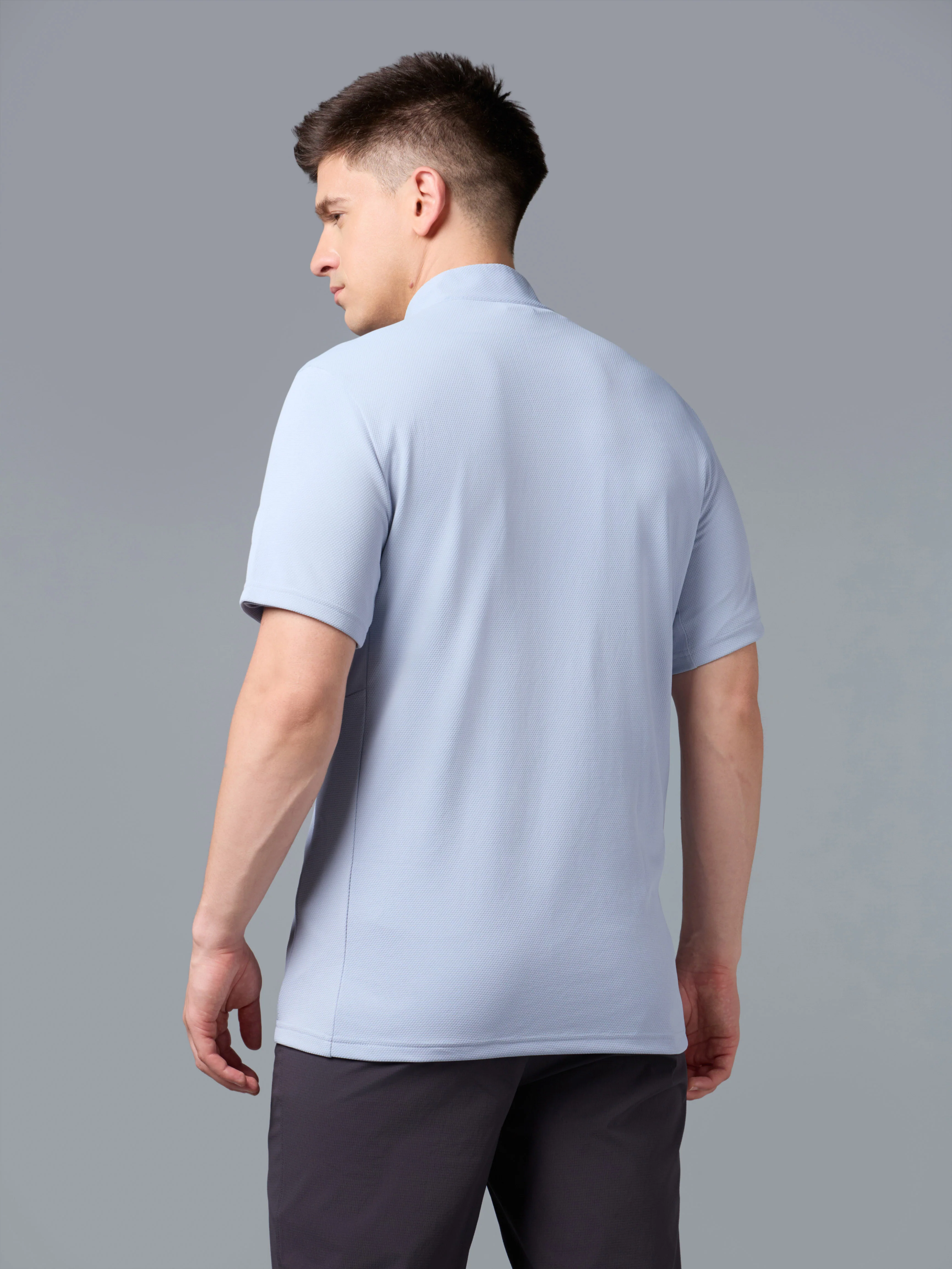 Men's Mock Neck Half Sleeve Gym T-Shirt With TECHNOCOOL+ - Image 3