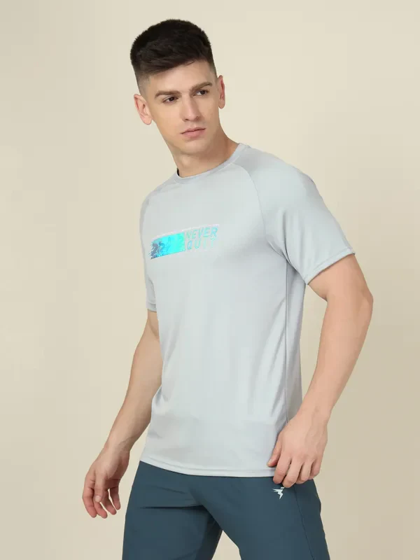 Men Graphic Printed Slim Fit Crew Neck T-shirt with TECHNO COOL+ - Image 4