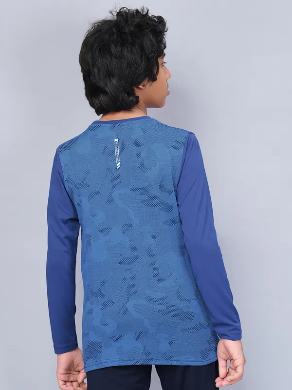 Boys Jacquard Slim Fit Crew Neck T-shirt with VENTMESH - Image 3