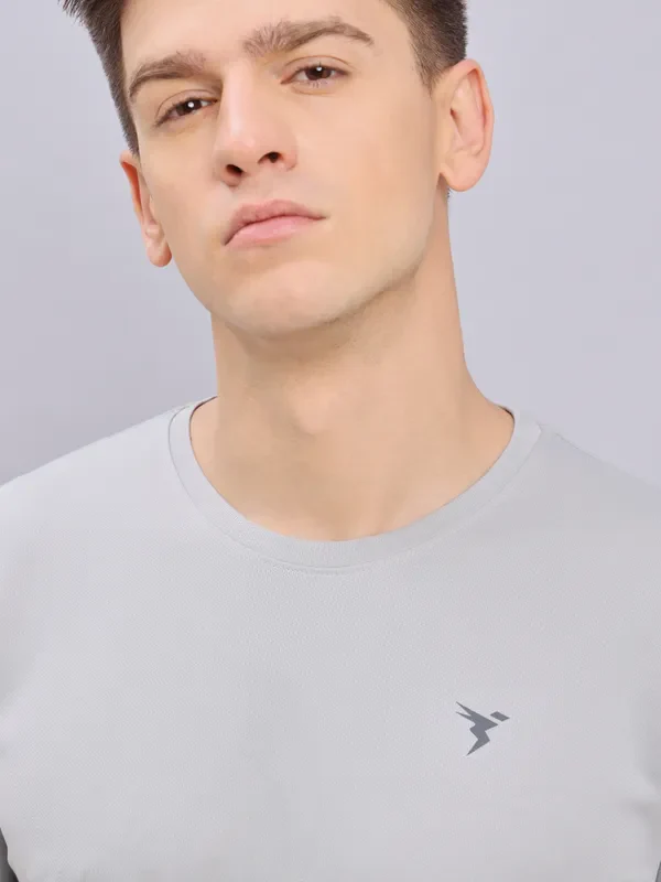 Men Colorblock Slim Fit Crew Neck T-shirt with DOUBLE COOL - Image 5