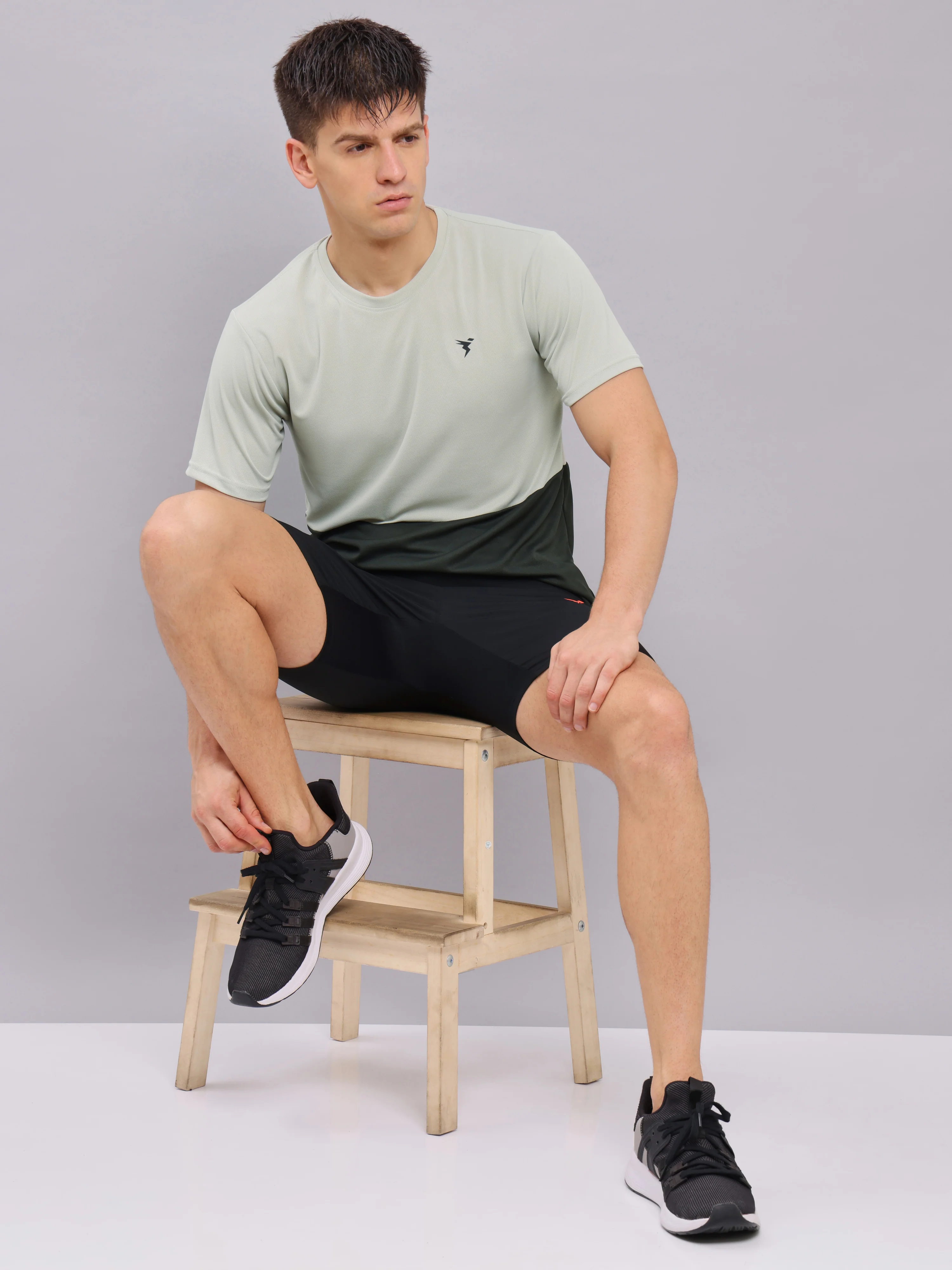 Men Colorblock Slim Fit Crew Neck T-shirt with DOUBLE COOL - Image 5