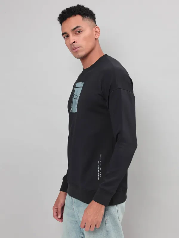 Men Printed Slim Fit Crew Neck Sweatshirt with ELASTO PLUS - Image 3