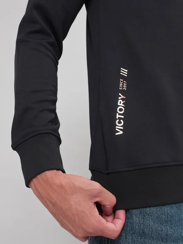 Men Printed Slim Fit Crew Neck Sweatshirt with ELASTO PLUS - Image 7