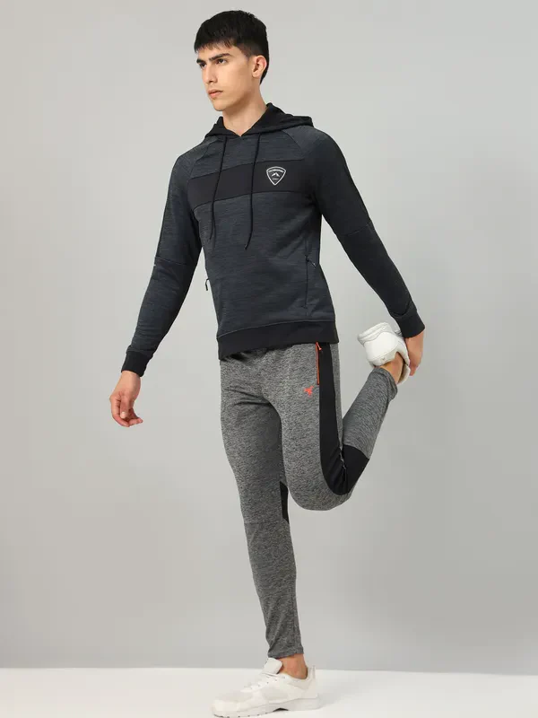 Men Melange Slim Fit Hooded sweatshirt with TECHNO GUARD - Image 2