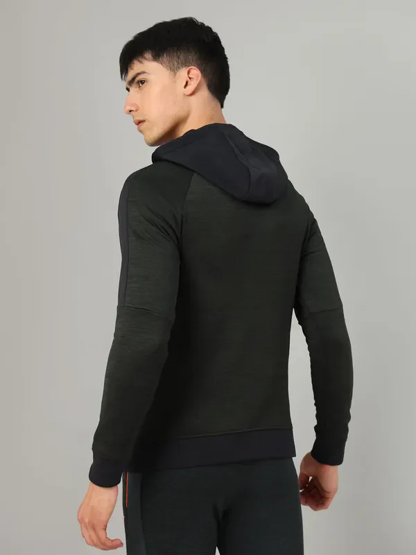Men Melange Slim Fit Hooded sweatshirt with TECHNO GUARD - Image 4