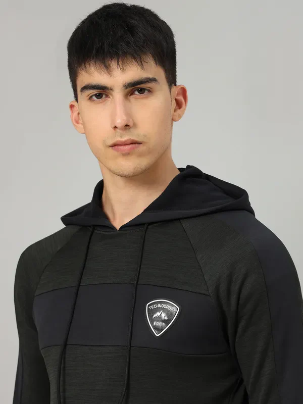 Men Melange Slim Fit Hooded sweatshirt with TECHNO GUARD - Image 6