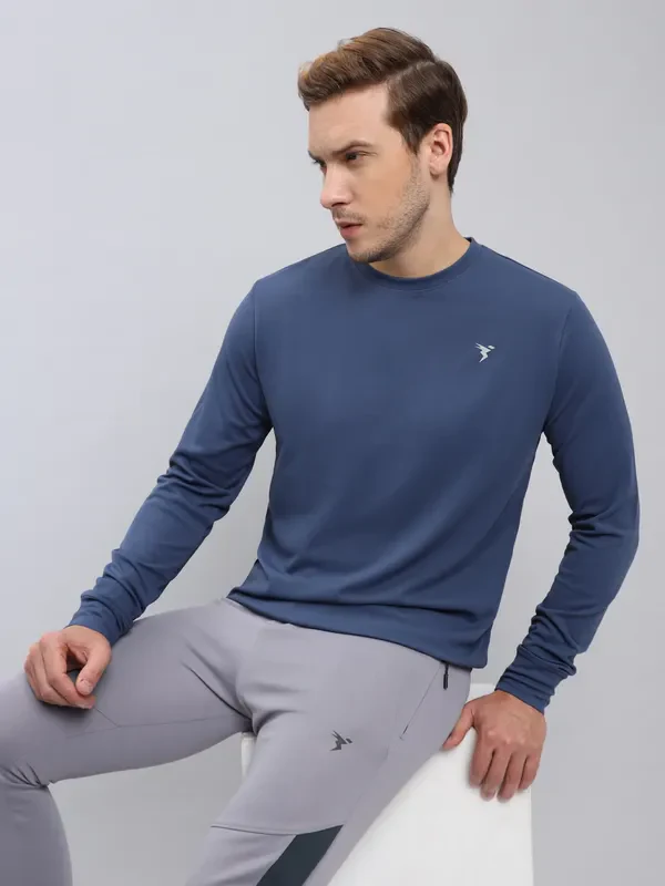 Men Solid Slim Fit Crew Neck T-shirt with ELASTO PLUS - Image 6