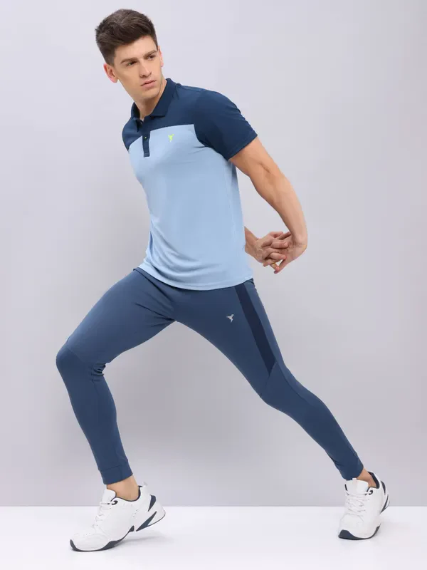 Men Colorblock Relax Fit Polo T-shirt with TECHNO COOL+ - Image 2