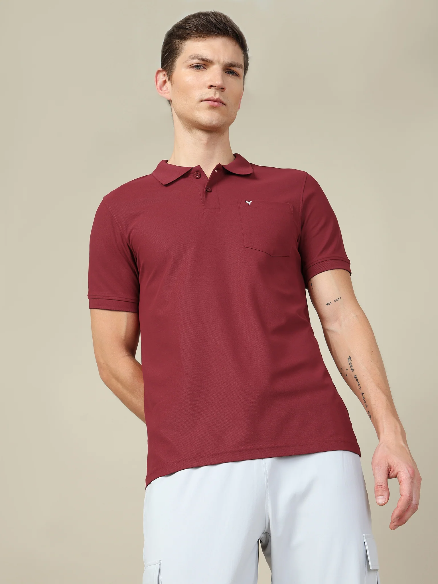 Men Solid Slim Fit Polo T-shirt with MATPIQ