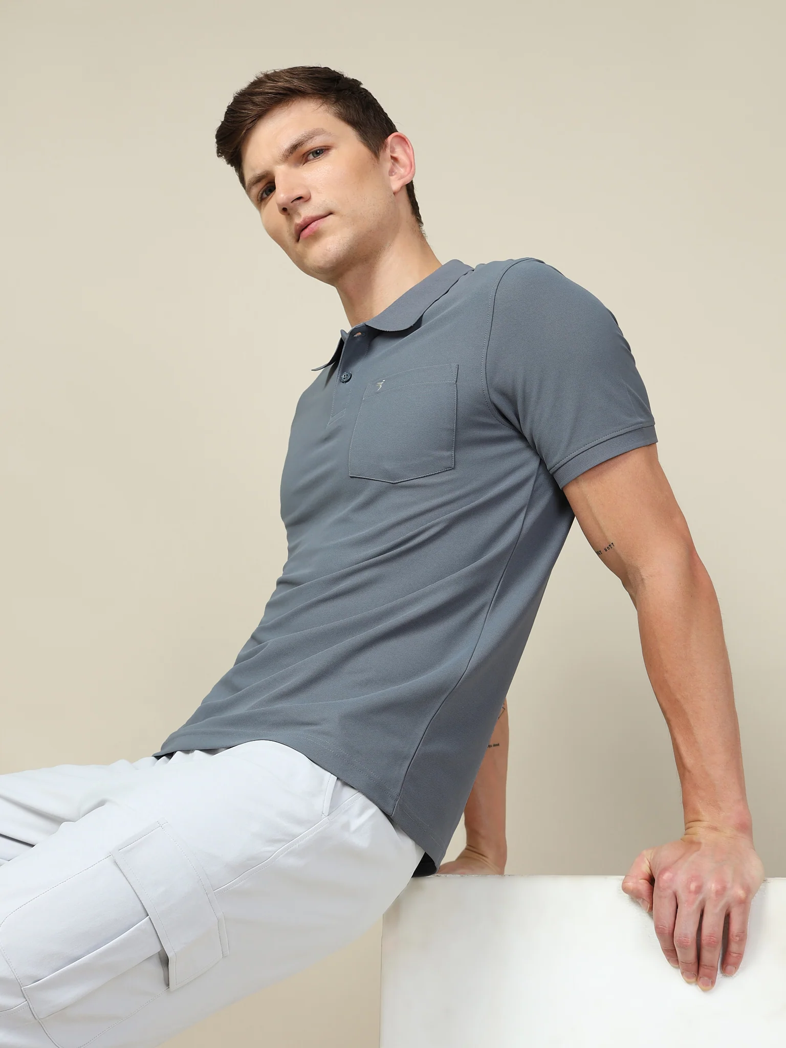 Men Solid Slim Fit Polo T-shirt with MATPIQ - Image 2
