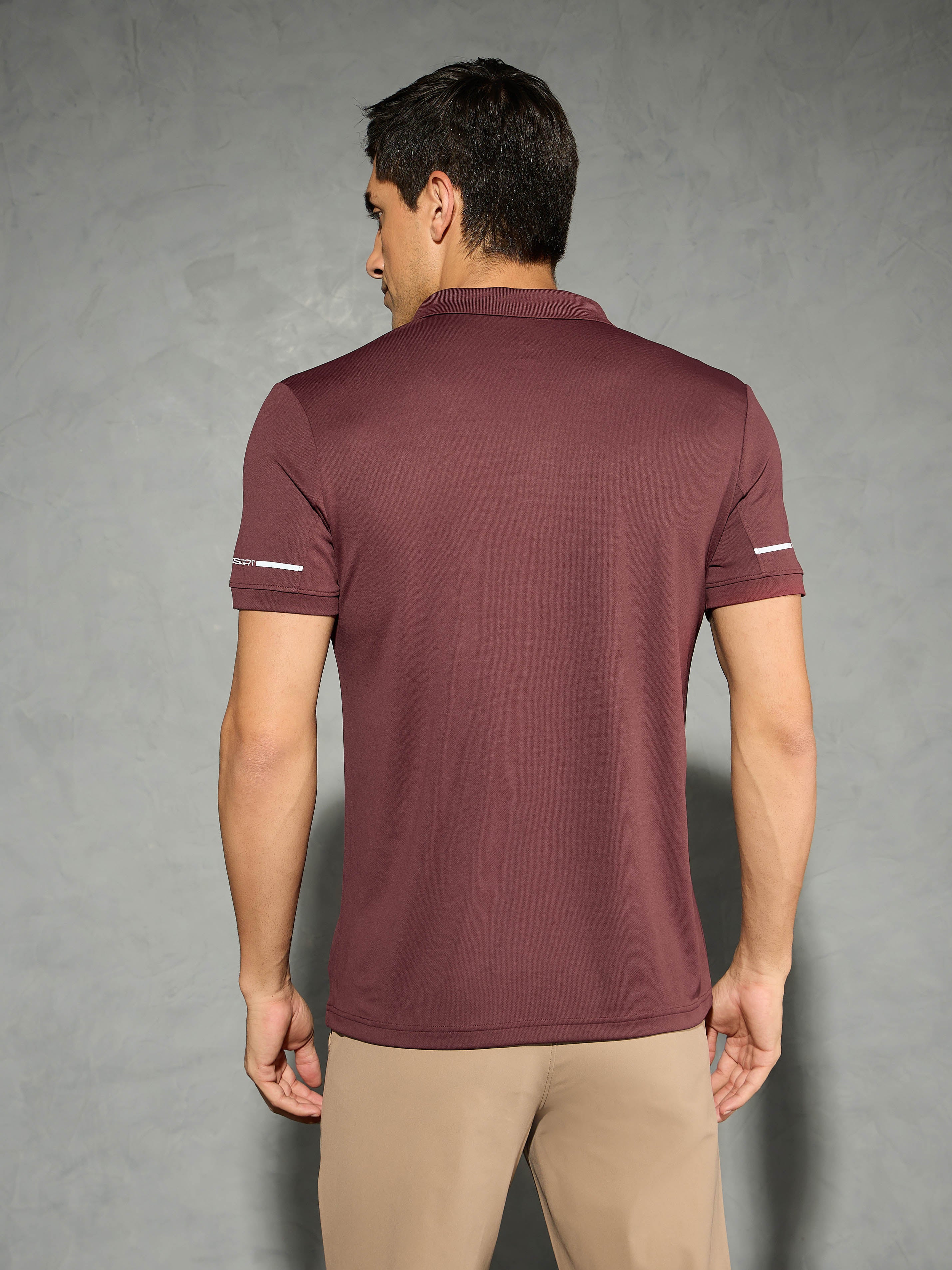 Men Solid Slim Fit Polo T-shirt with TECHNO COOL+ - Image 3