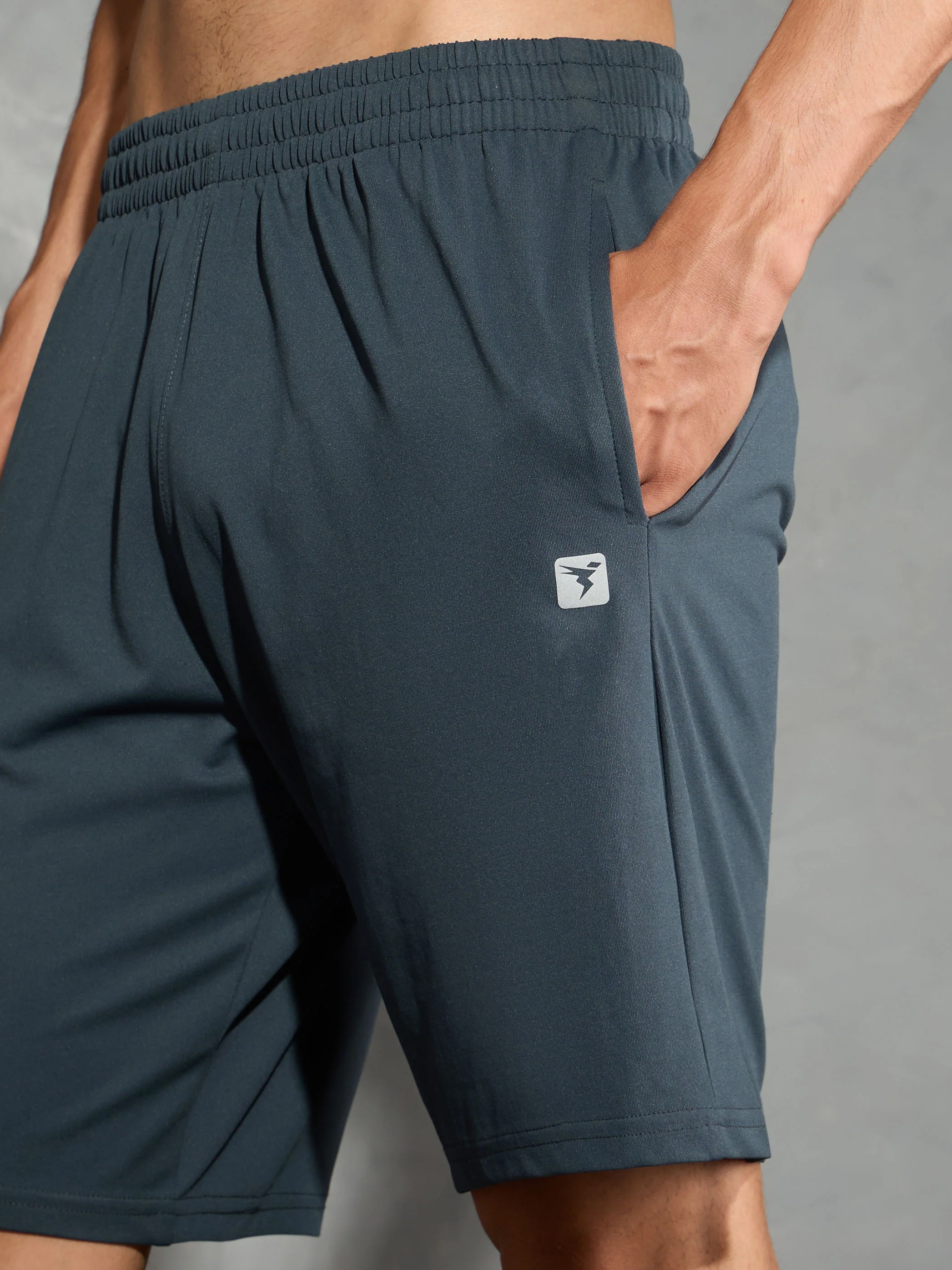 Men Melange Slim Fit Shorts with TECHNOLITE - Image 6