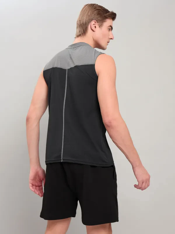 Men Solid Slim Fit Crew Neck Innerwear Vest with ELASTO LITE - Image 4