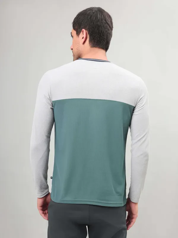 Men Colorblock Slim Fit Crew Neck T-shirt with MATPIQ - Image 3