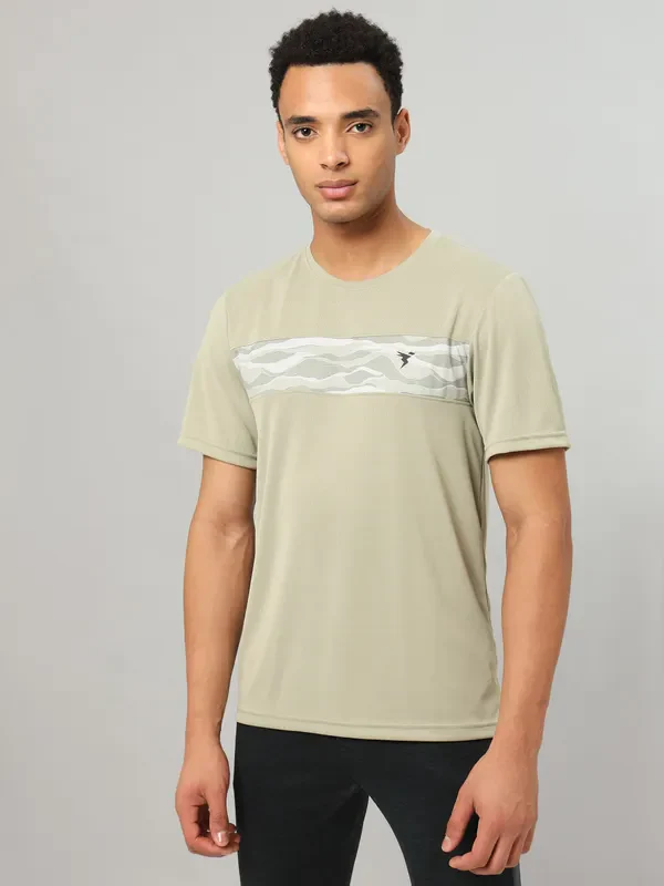 Men Printed Slim Fit Crew Neck T-shirt with TECHNO COOL+ - Image 2