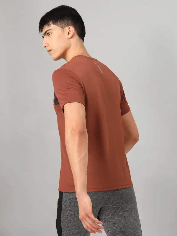 Men Printed Slim Fit Crew Neck T-shirt with TECHNO COOL+ - Image 3