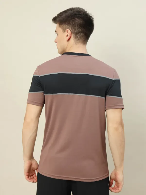 Men Colorblock Slim Fit Crew Neck T-shirt with TECHNO COOL+ - Image 3