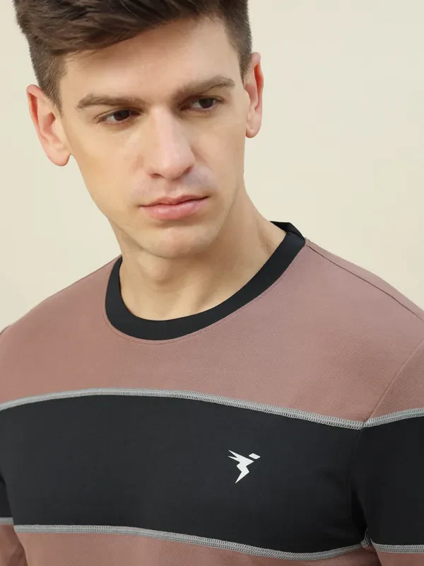 Men Colorblock Slim Fit Crew Neck T-shirt with TECHNO COOL+ - Image 7