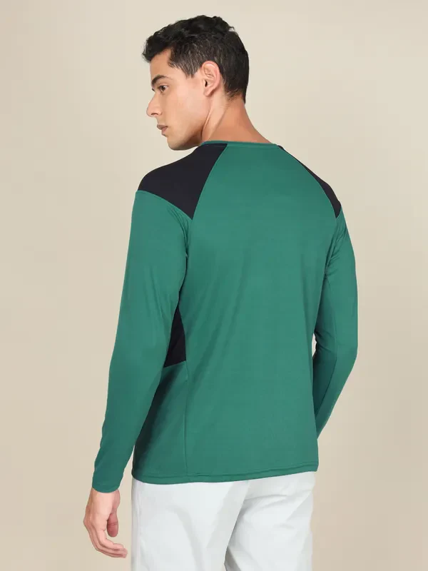 Men Colorblock Slim Fit Crew Neck T-shirt with TECHNO COOL+ - Image 3