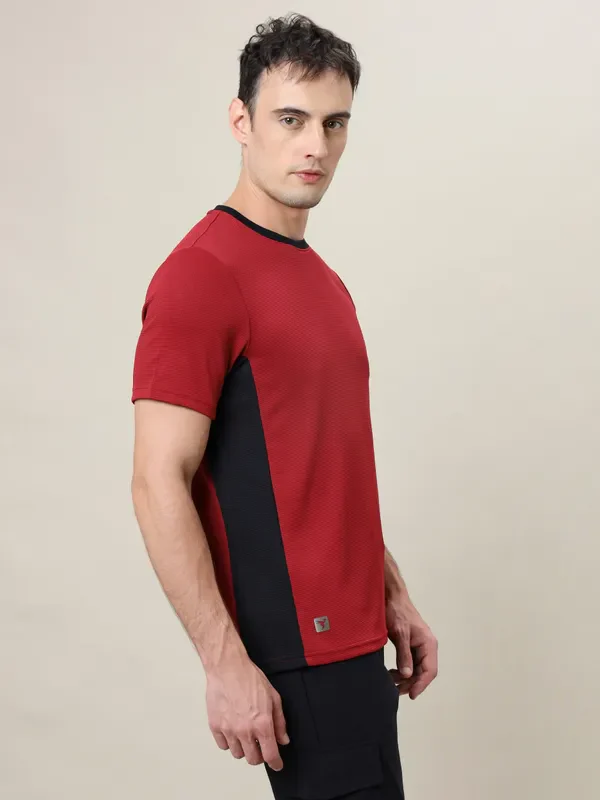Men Colorblock Slim Fit Crew Neck T-shirt with TECHNO COOL+ - Image 5