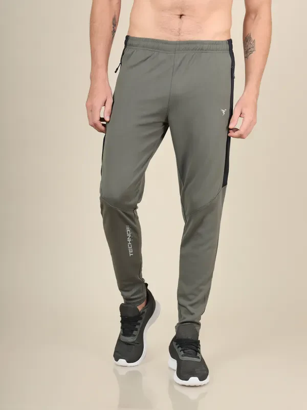 Men Solid Slim Fit Trackpants with TECHNO DRY - Image 3