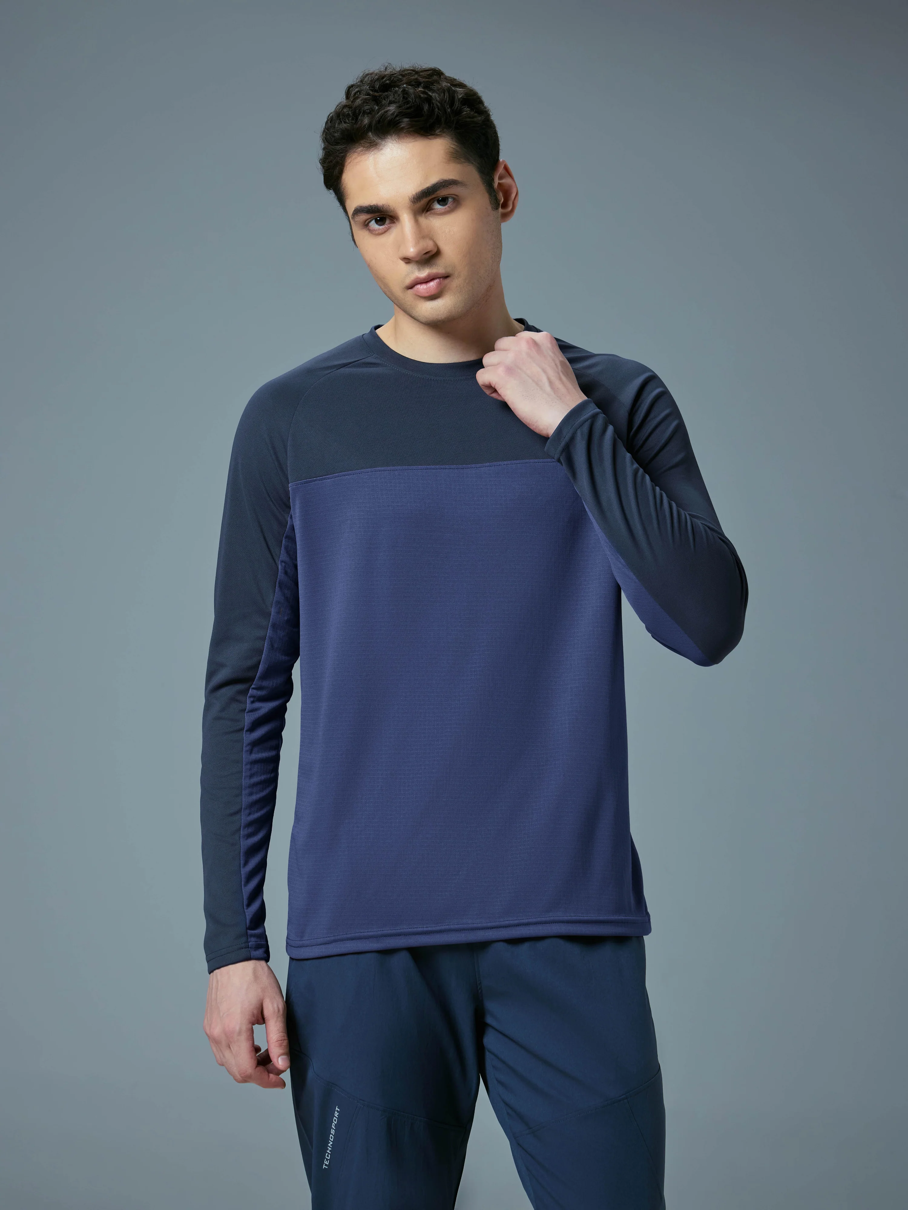 Men Colorblock Slim Fit Crew Neck T-shirt with TECHNO COOL+ - Image 2