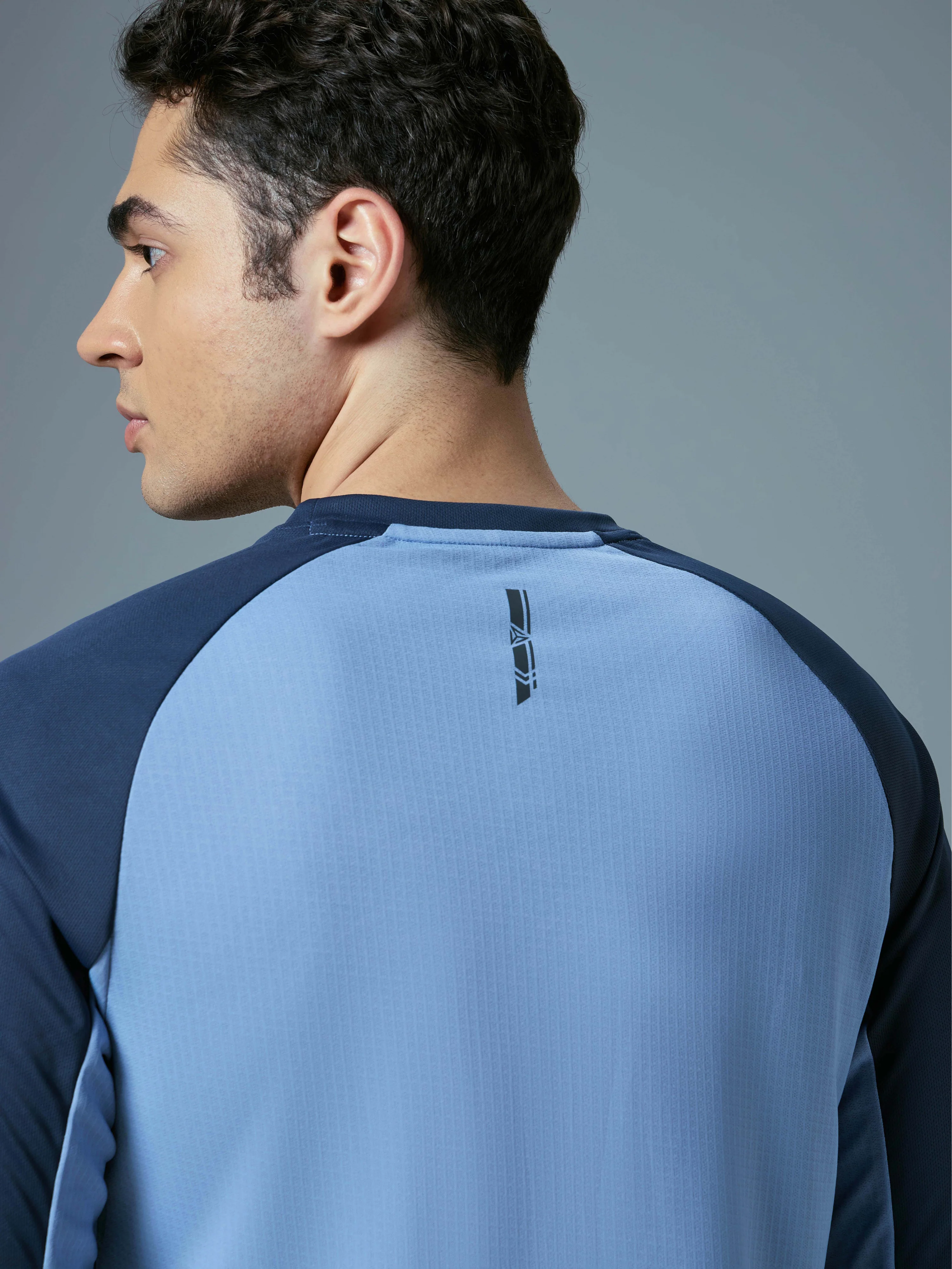 Men Colorblock Slim Fit Crew Neck T-shirt with TECHNO COOL+ - Image 7