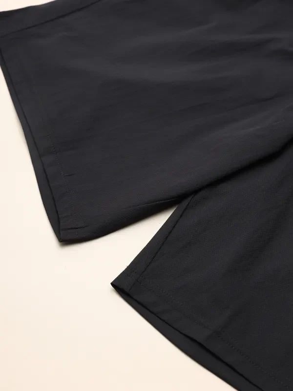 Men Solid Relax Fit Shorts with TECHNOLITE - Image 2