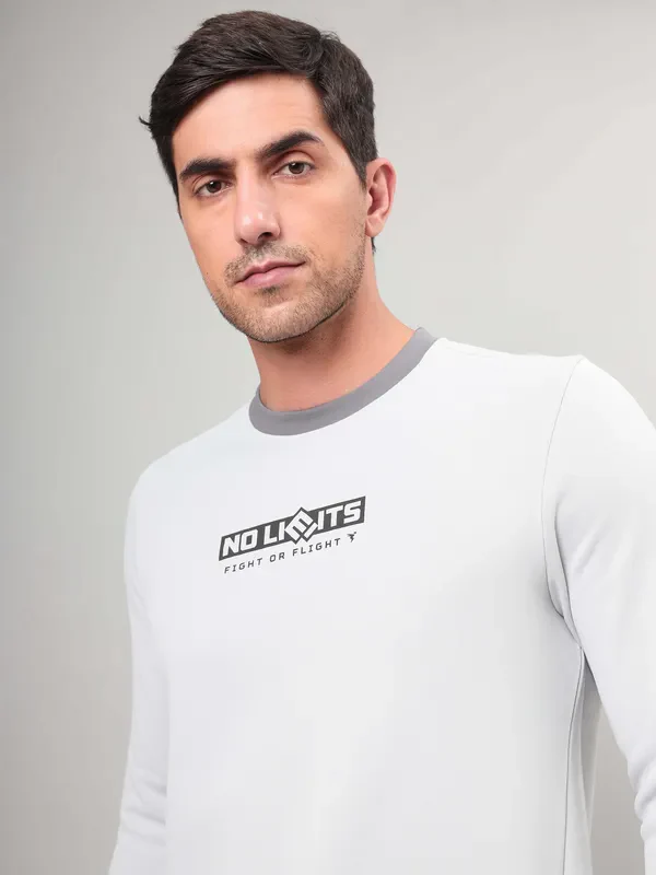 Men Printed Slim Fit Crew Neck Sweatshirt with TECHNO WARM+ - Image 6