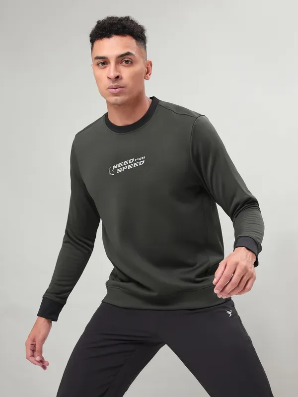 Men Printed Slim Fit Crew Neck Sweatshirt with TECHNO WARM+