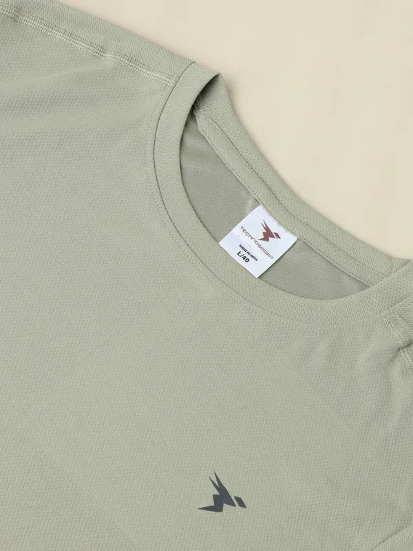 Men Solid Slim Fit Crew Neck T-shirt with TECHNO COOL+ - Image 7