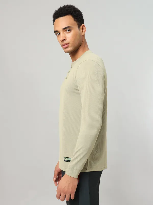 Men Self Design Slim Fit Henley Neck T-shirt with MATPIQ - Image 3