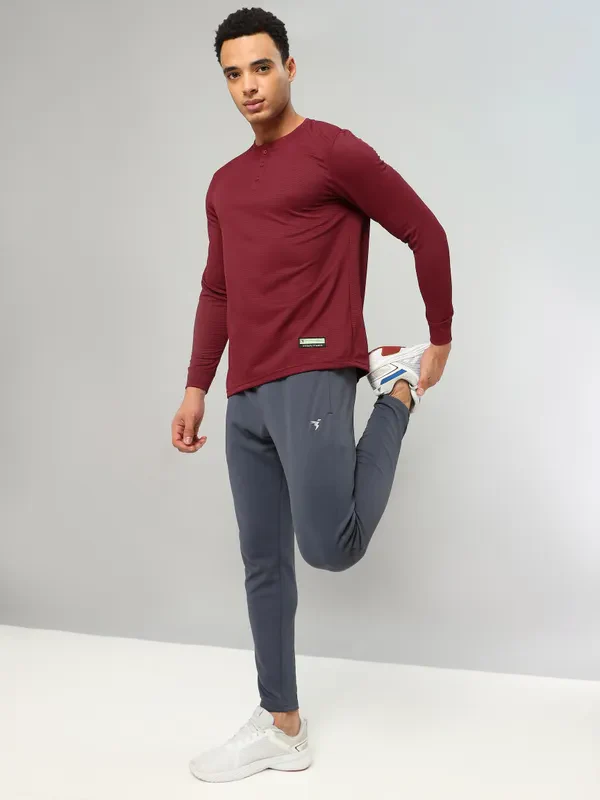 Men Self Design Slim Fit Henley Neck T-shirt with MATPIQ - Image 5